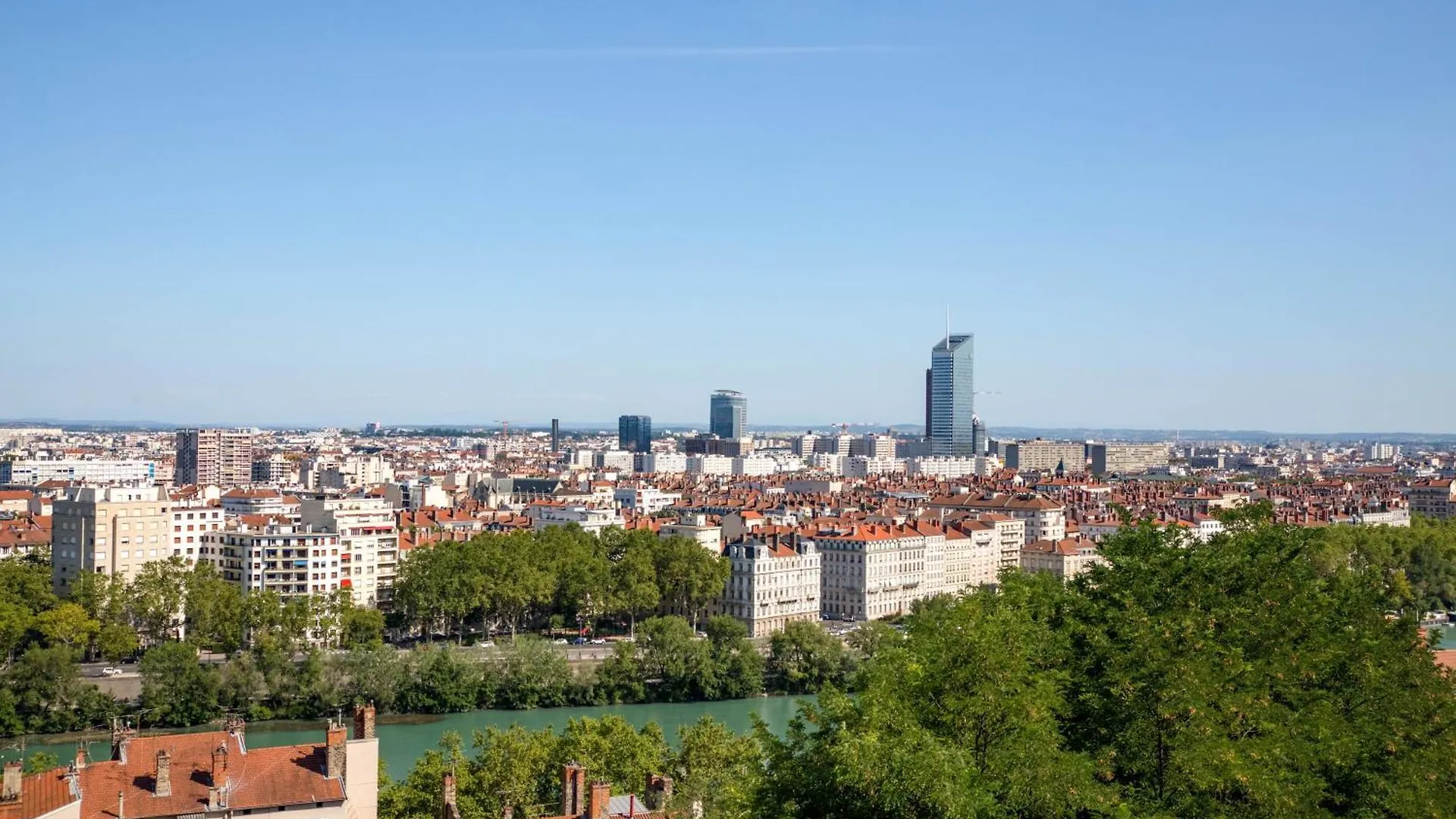 Superbe Appart 3Ch Terrasse Vue Sur Lyon Et Garage 0*,  France