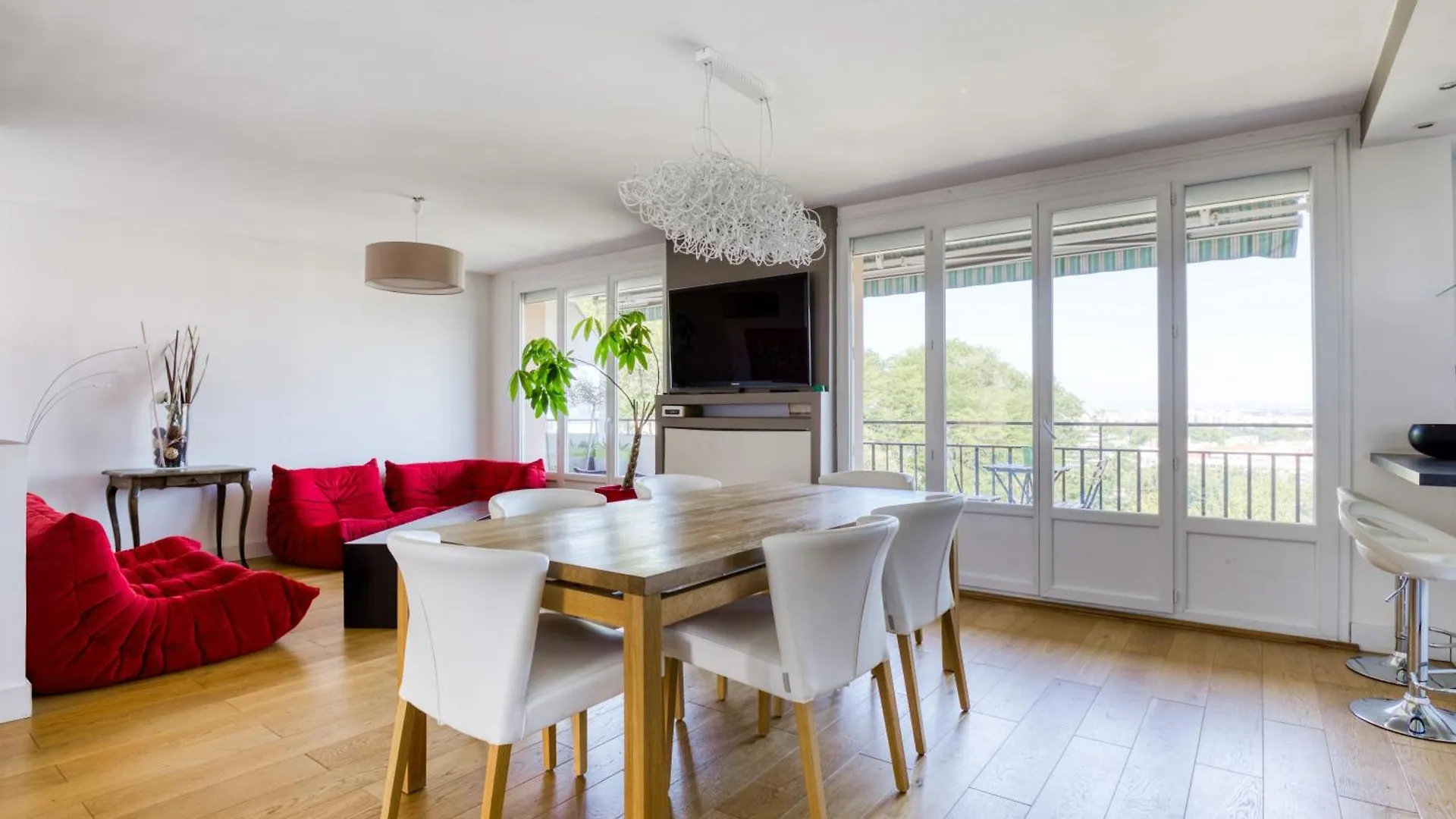 Superbe Appart 3Ch Terrasse Vue Sur Lyon Et Garage Apartment
